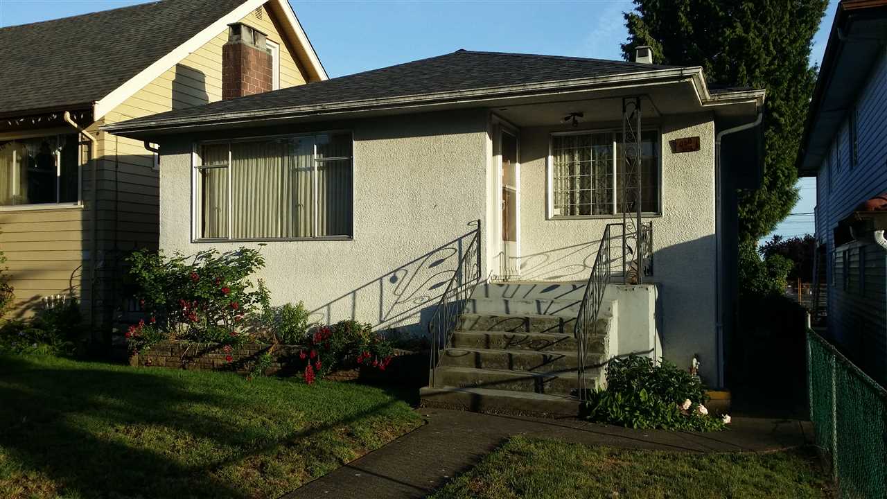 460 E 54TH AVENUE photo 1