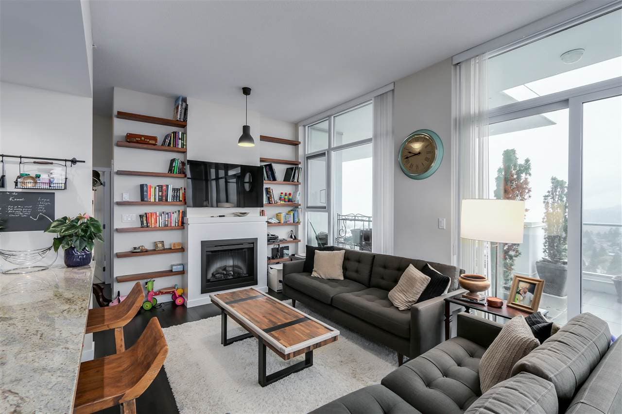 3002 6688 ARCOLA STREET photo 1